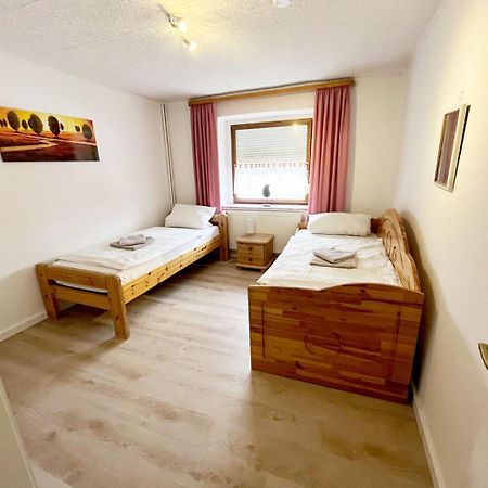 5 Room Apartment In Zuelpich 췰피히 외부 사진