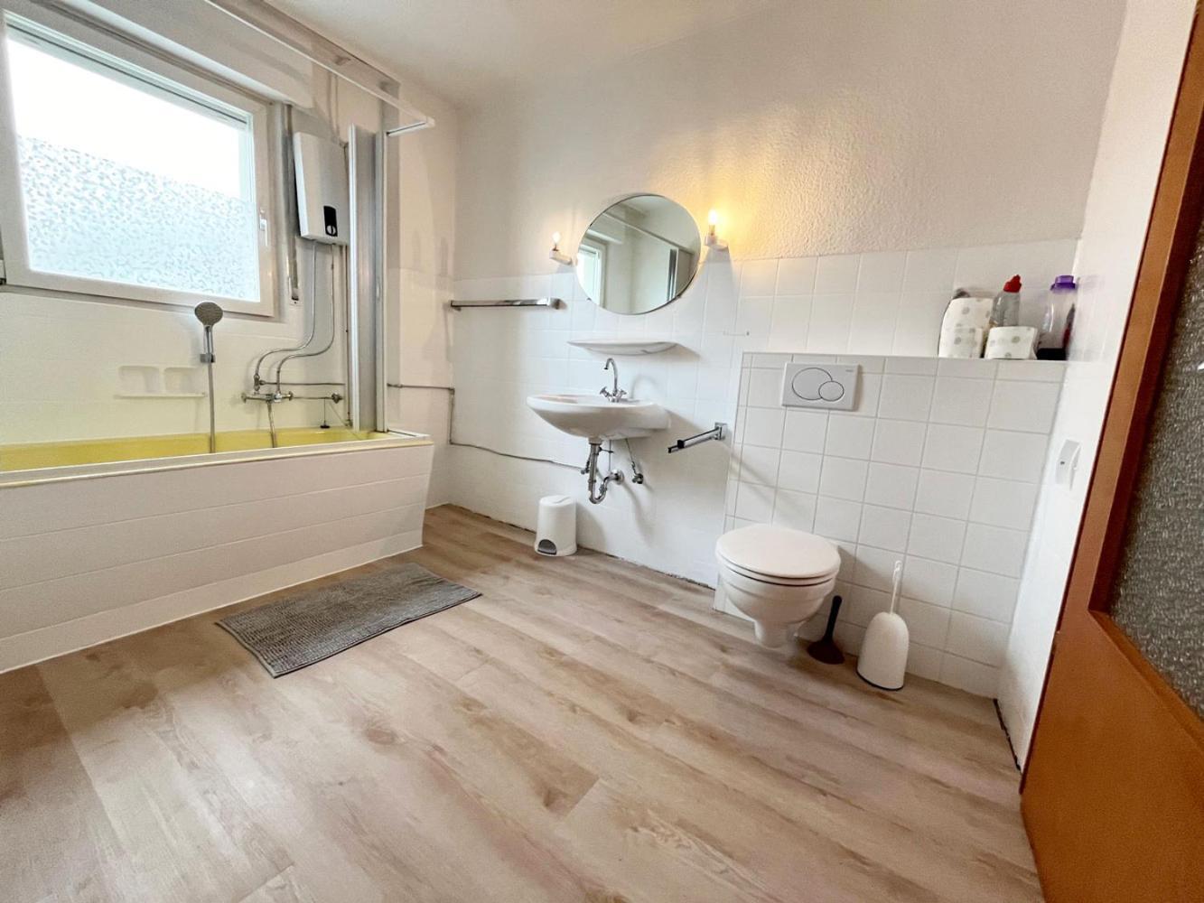 5 Room Apartment In Zuelpich 췰피히 외부 사진